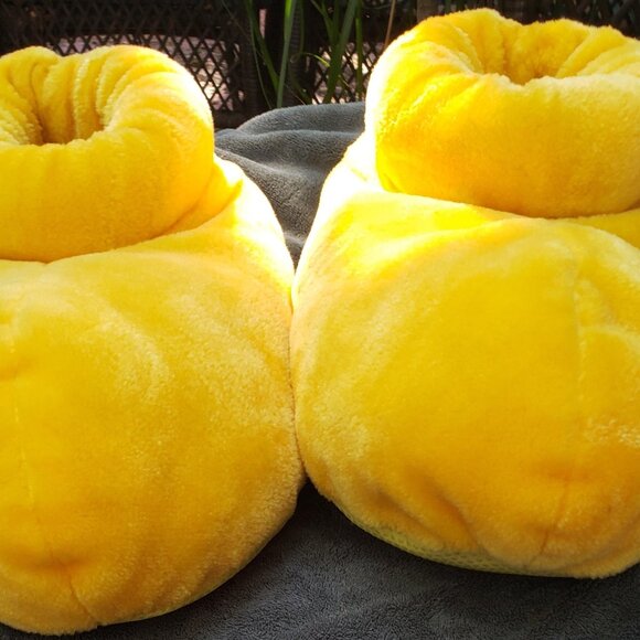 Micky Mouse Slippers - Picture 5 of 9